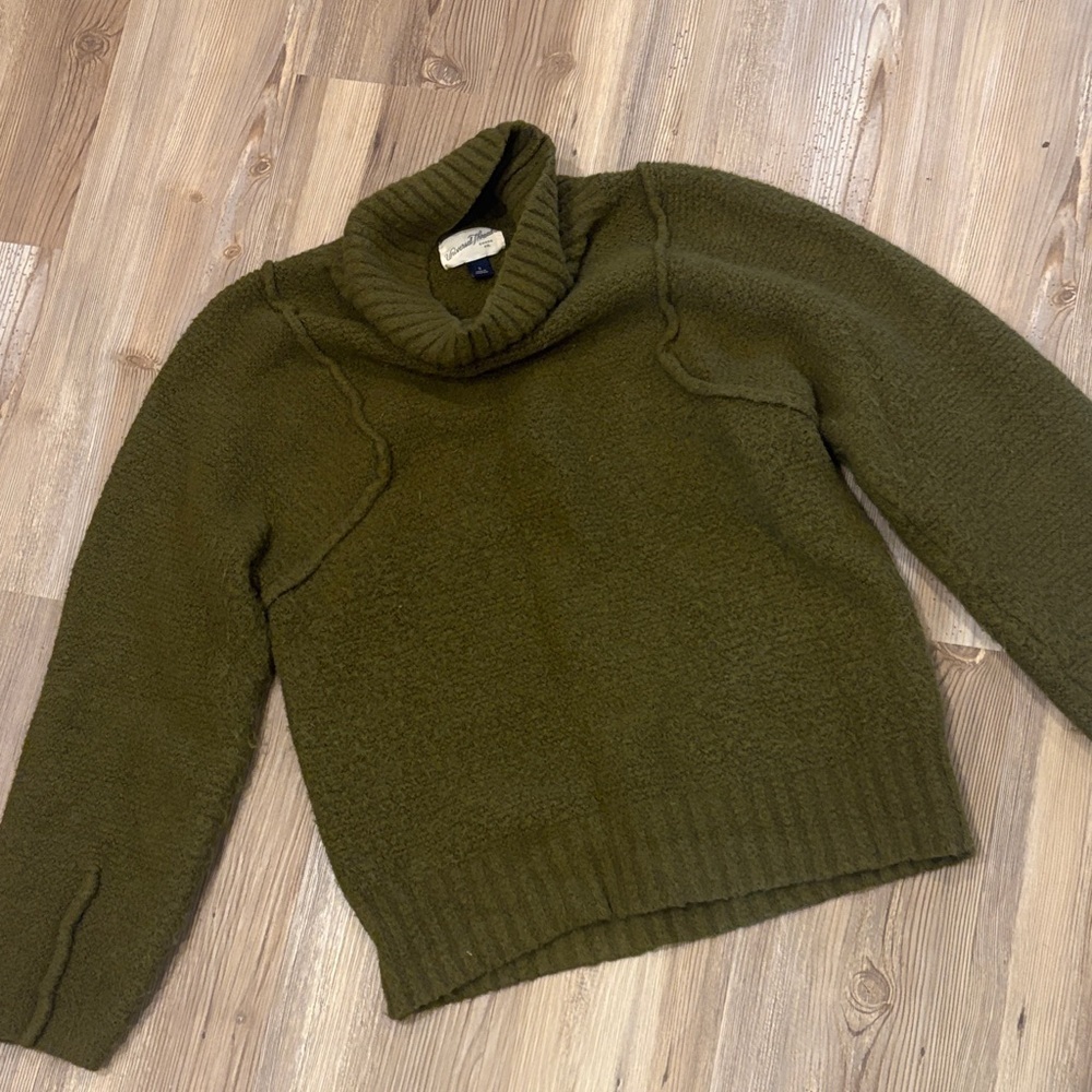 Olive Green Turtleneck Sweater - Picture 6 of 7